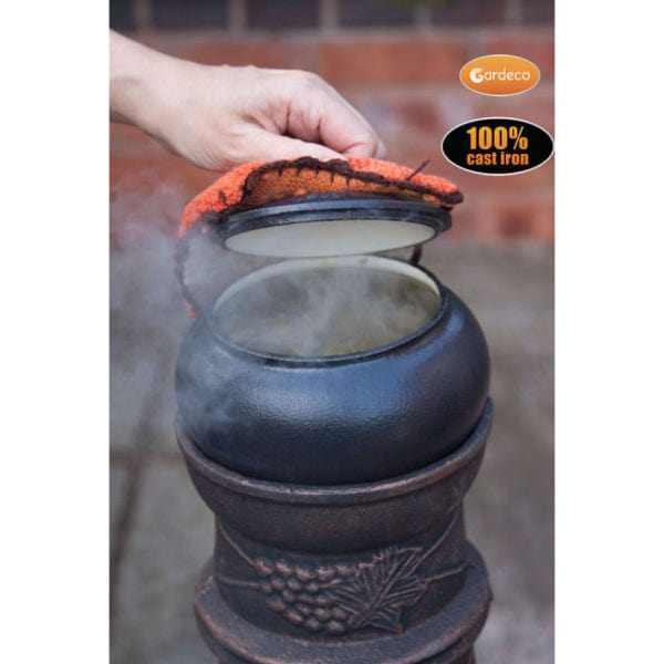 In Action: Gardeco Small Cast Iron Cooking Pot | SKU: COOK-POTSMALL | Barcode: 5031599037530